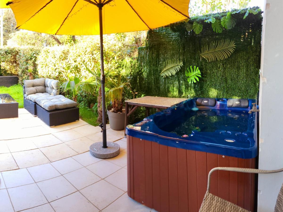 Evasion A Deux, Domaine Prestigieux, Jacuzzi Et Parking Prives, Piscine Apartment